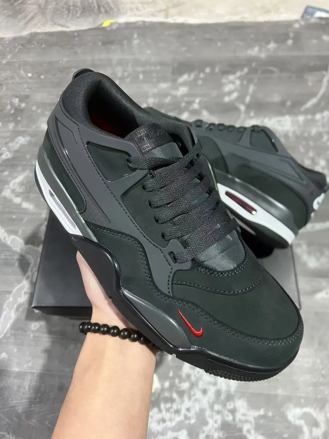 Nike Noir Rouge Superpositions Synthétiques Stratifiées Fenêtre Unité Air Chaussures Lifestyle 2