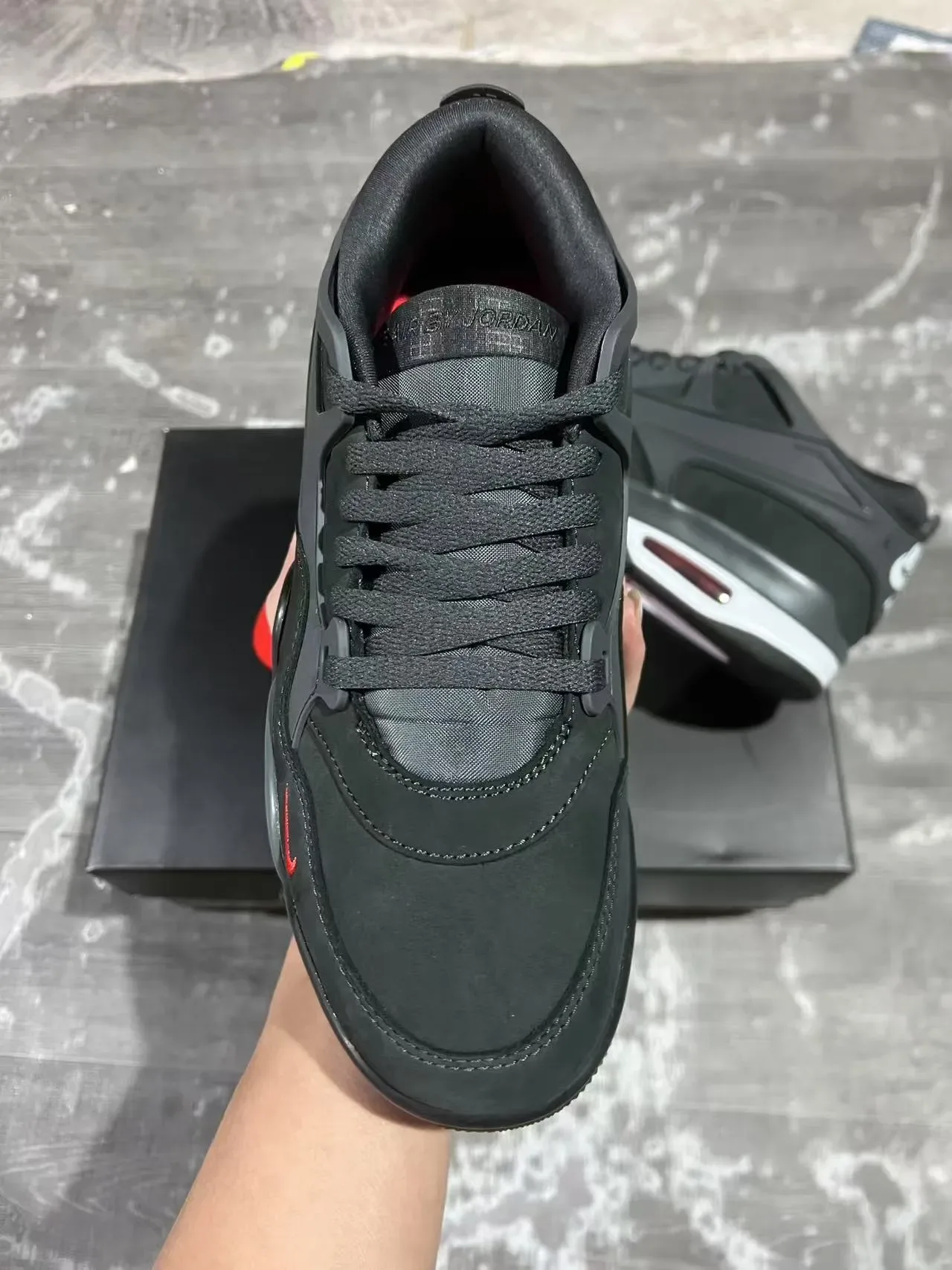 Nike Noir Rouge Superpositions Synthétiques Stratifiées Fenêtre Unité Air Chaussures Lifestyle 3