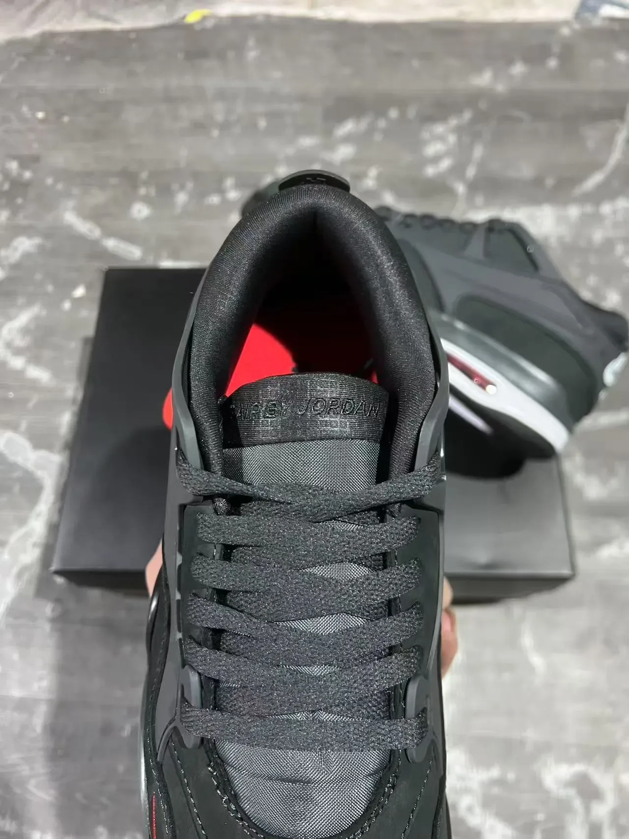 Nike Noir Rouge Superpositions Synthétiques Stratifiées Fenêtre Unité Air Chaussures Lifestyle 4