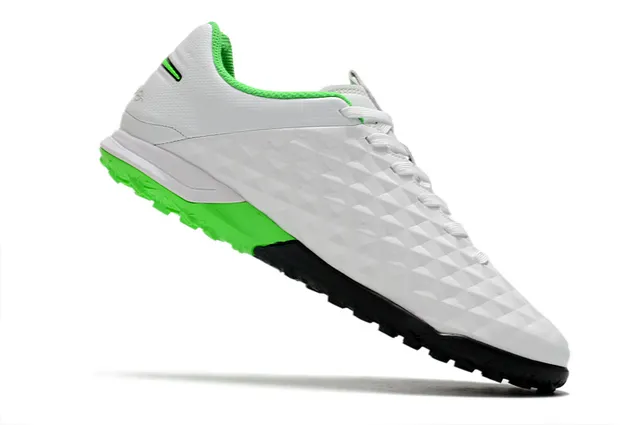 Nike Blue Green Diamond-Quilted Upper Perforated Mesh Panel Turf Soccer Shoes 8