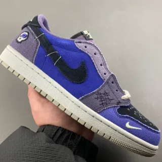 Nike أزرق بنفسجي بانشورك قماش مطرز جمجمة تفاصيل نمط حياة أحذية رياضية