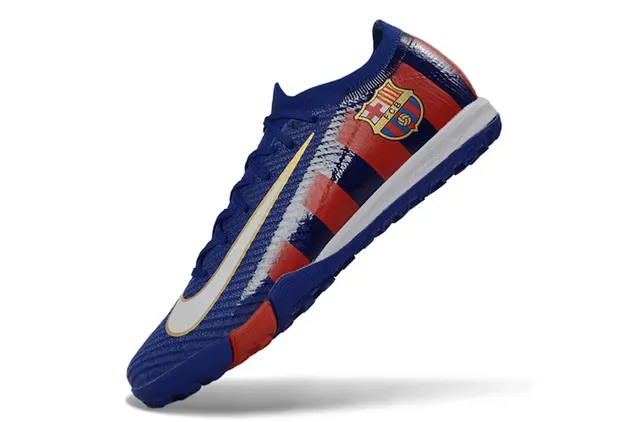 Nike Chaussures de Football Turf Bleu Rouge Design de Rayures Verticales Haut Tricot 3