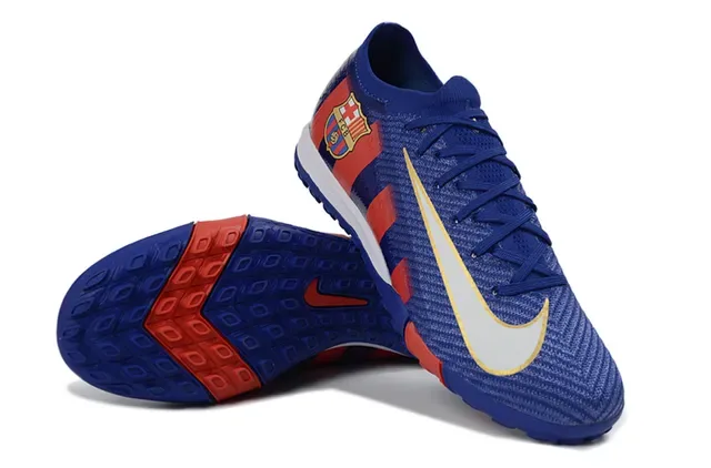 Nike Chaussures de Football Turf Bleu Rouge Design de Rayures Verticales Haut Tricot 4