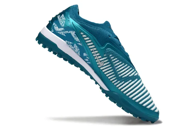 Nike Tênis de futebol turf de perfil baixo upper sintético azul branco toebox de malha listrada 2