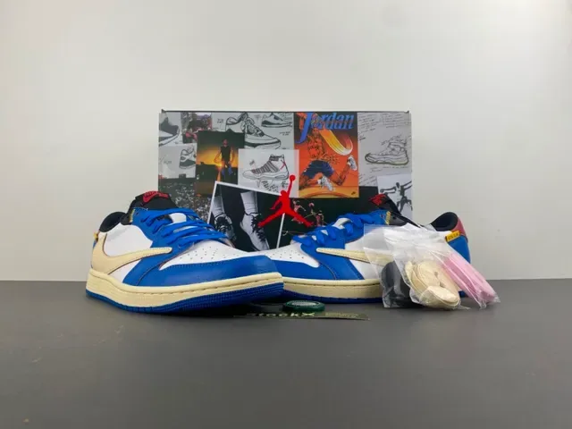 Nike Blue White Low-Top Color-Blocked Lifestyle Sneakers 13