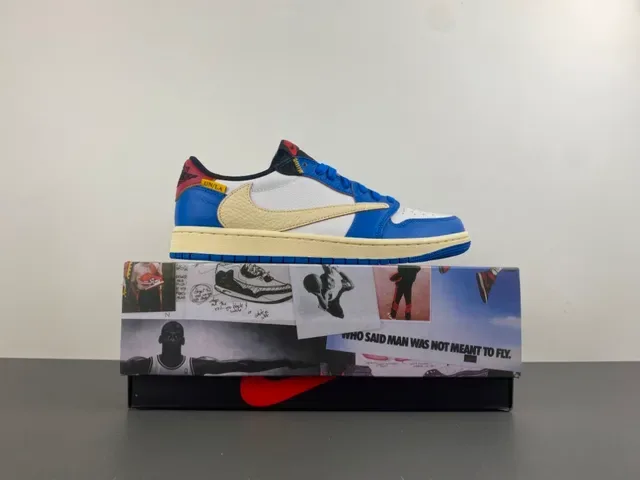 Nike Blue White Low-Top Color-Blocked Lifestyle Sneakers 15
