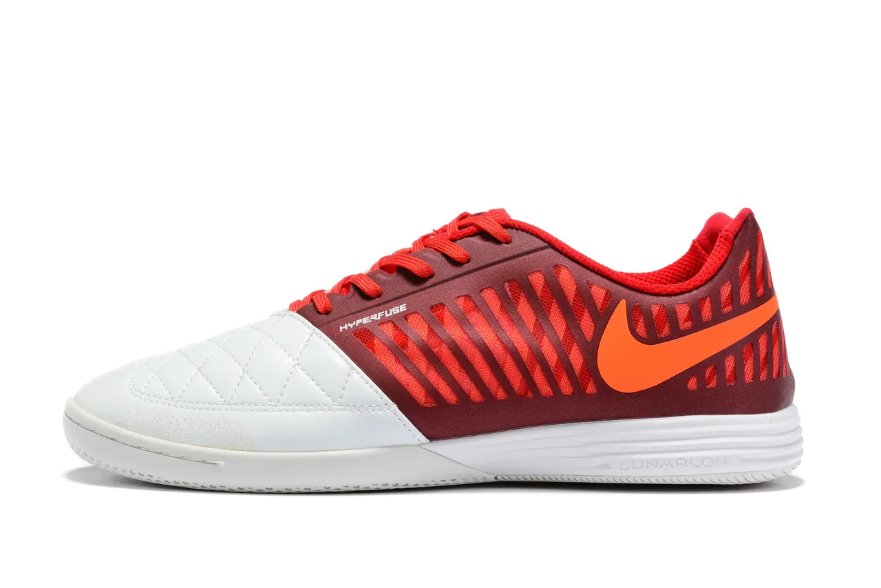 Nike Burgundy Orange Chaussures de soccer indoor avec capuchon d'orteil en cuir matelassé et dessus synthétique ventilé 7