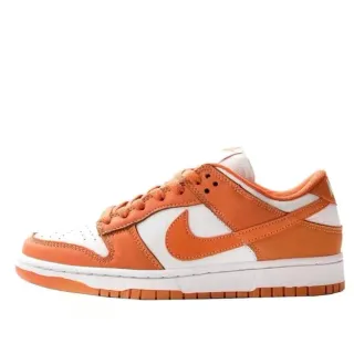 Nike Dunk Low برتقالي وأبيض حذاء أسلوب حياة