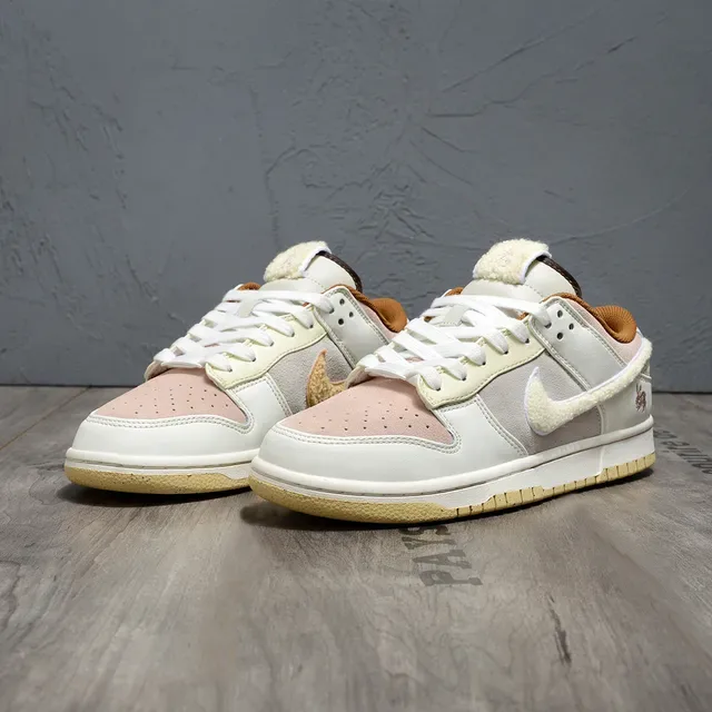 Nike Dunk Low Rabbit Shearling أبيض بني أحذية رياضية أسلوب حياة 4