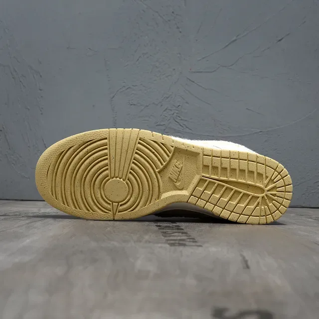 Nike Dunk Low Rabbit Shearling أبيض بني أحذية رياضية أسلوب حياة 5