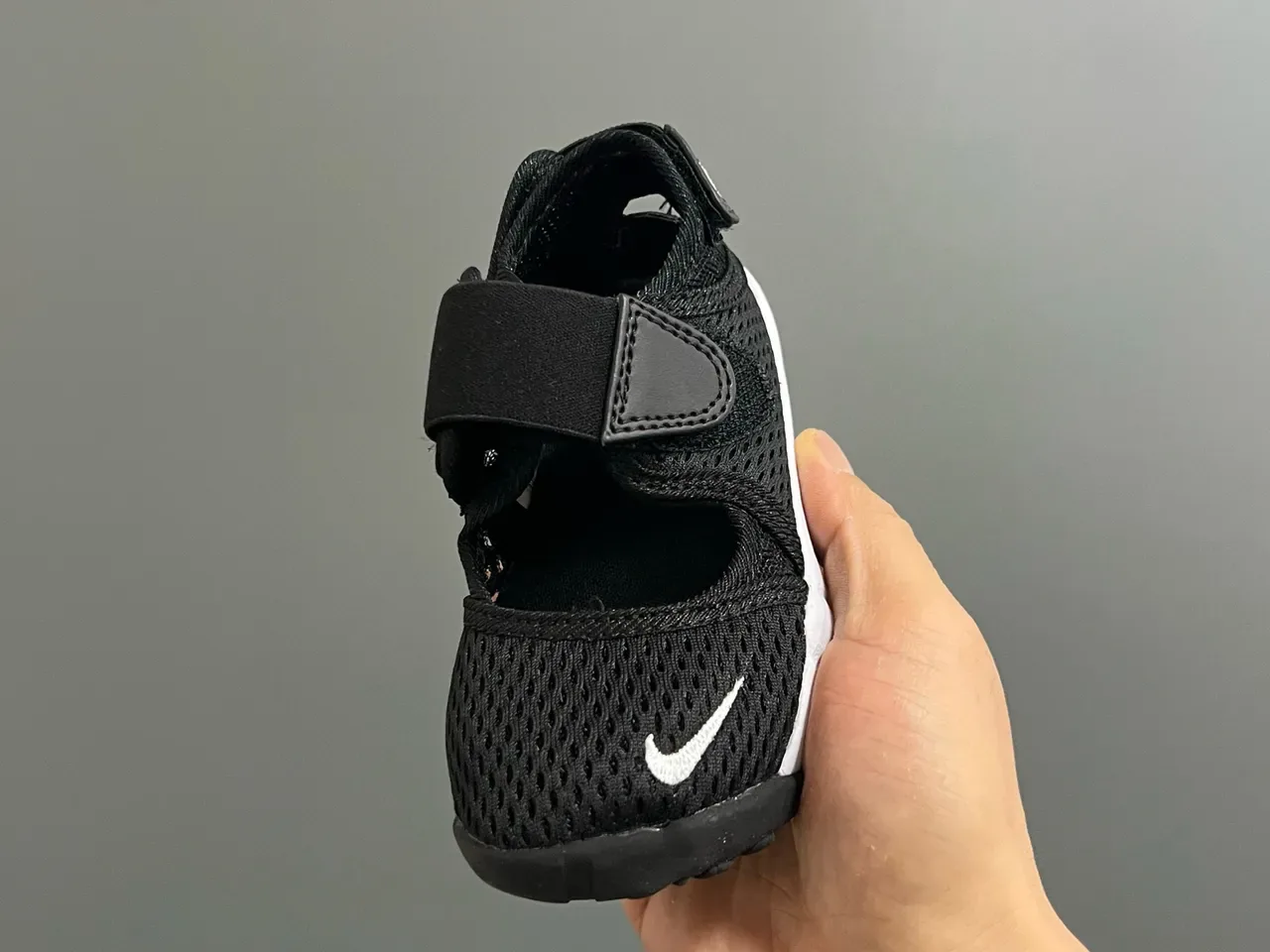 Nike Gray Black Laceless Mary Jane Strap Breathable Mesh Upper Lifestyle Sneakers 5