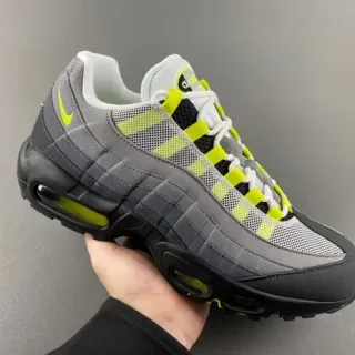Nike Cinza Amarelo Tênis Lifestyle Sobrecapas Sintéticas Acolchadas Unidades Air Cushioning Visíveis