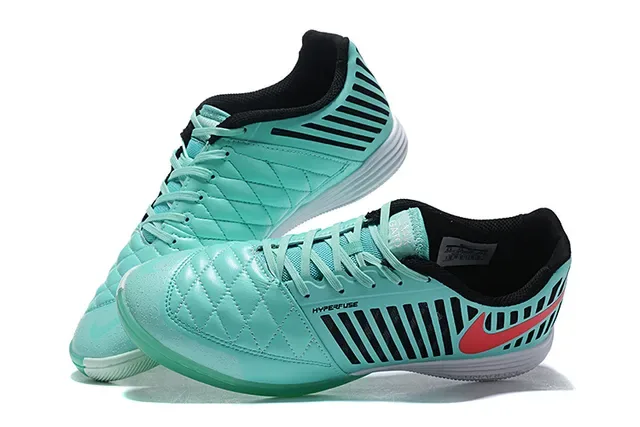 Nike Hypervenom Indoor সবুজ লাল কুইল্টেড টো কালো ধারাযুক্ত সাইড প্যানেল ইন্ডোর সকার জুতা 4