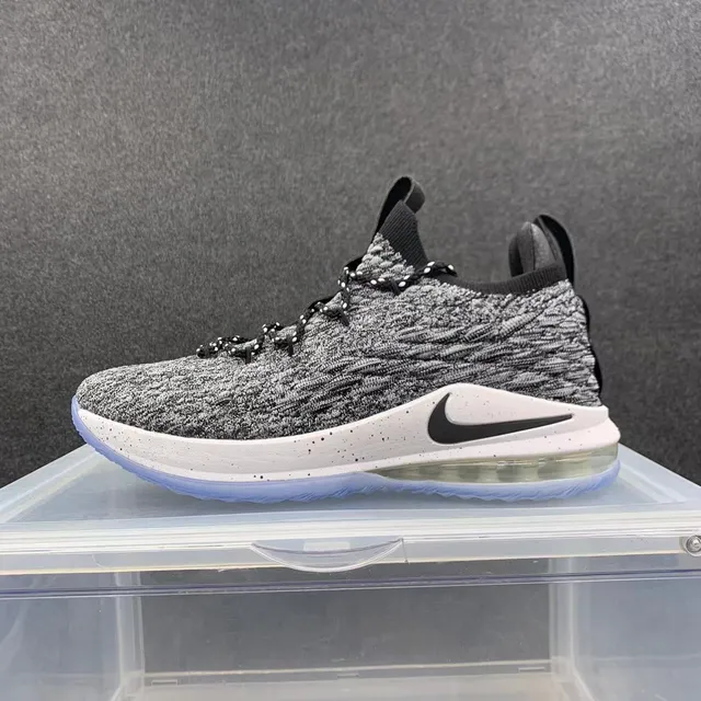 Nike LeBron 15 ধূসর সাদা কালো নিট বাস্কেটবল জুতা 2