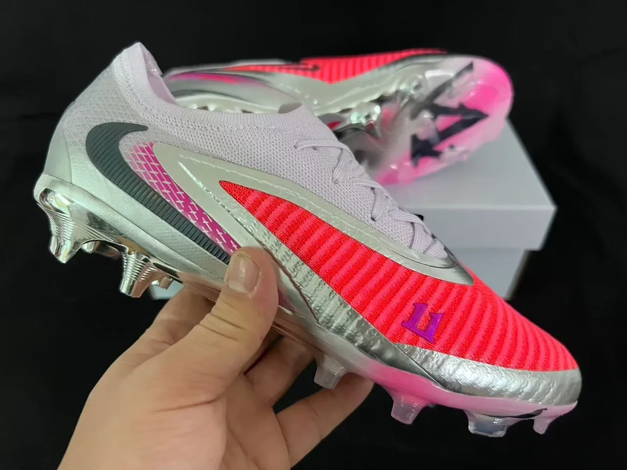 Nike Mercurial Chaussures de Football Rose Coral Argent Firm Ground 13