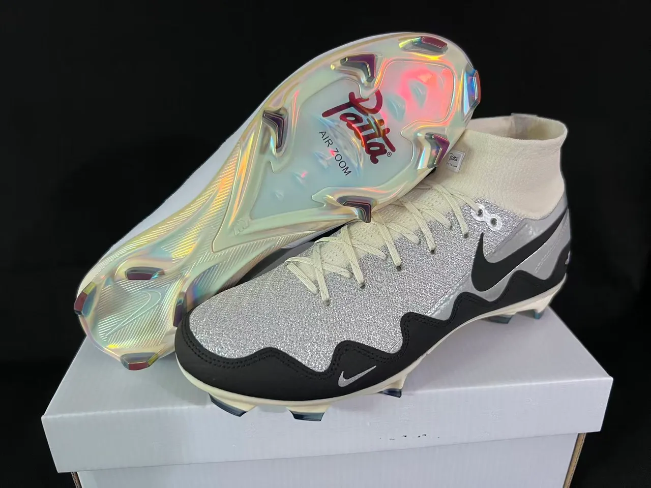 Nike Mercurial Superfly UNITE Iridescent Argent Scintillant Chaussures de Football Sol Ferme 7