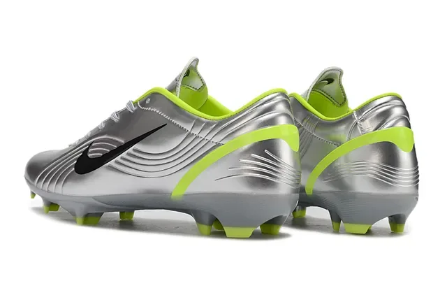 Nike Mercurial Vapor Argent métallique et lime néon Chaussures de football pour terrain ferme 4