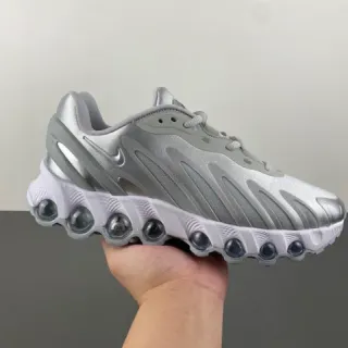 حذاء سنيكرز نايك Metallic Silver Wave-Overlay للستايل الحياتي