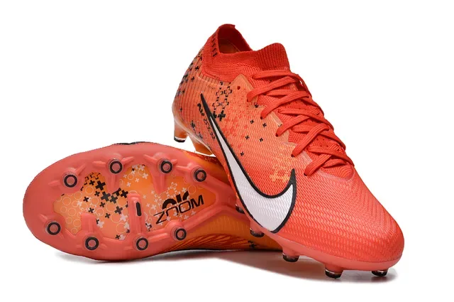 Nike Zapatillas de fútbol naranja y blanco con upper de knit con overlay con patrón Firm-Ground 2