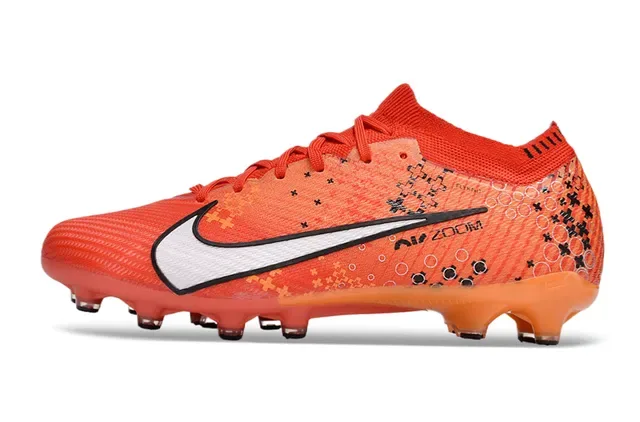 Nike Zapatillas de fútbol naranja y blanco con upper de knit con overlay con patrón Firm-Ground 6