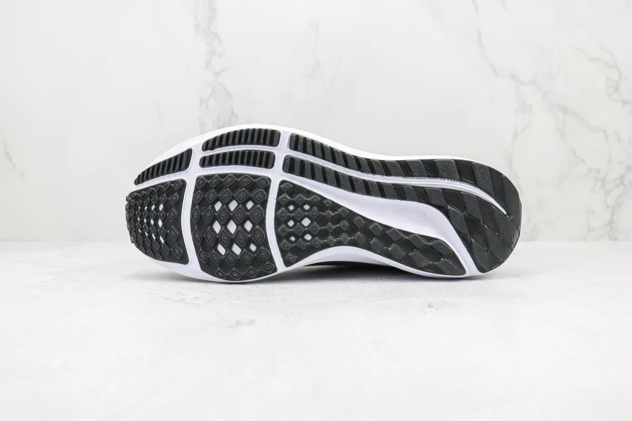 Nike Pegasus 40 Gray White Running Shoes 8
