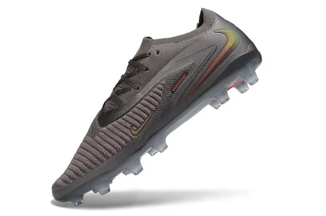 Nike Phantom GT গ্রে রেড নিট আপার লো-কাট সিলহুট ফার্ম-গ্রাউন্ড ফুটবল জুতো 3