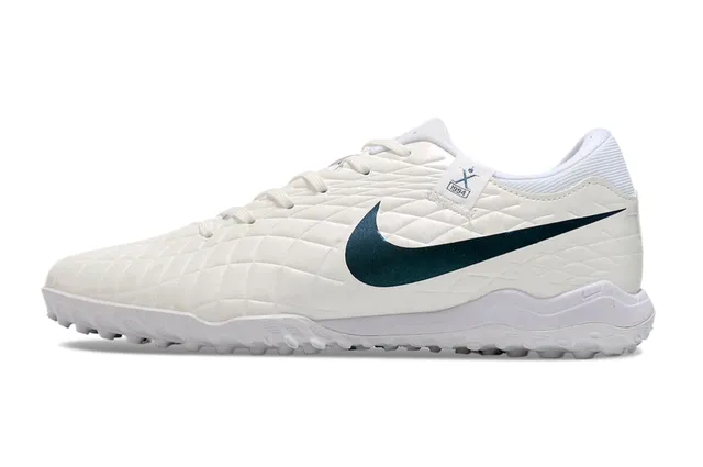 Nike Phantom GT White Blue Quilted Diamond Upper Low-Profile Outsole Turf Soccer Shoes 7