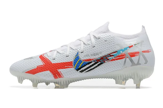 Nike Phantom GT Sapatos de futebol com upper de knit branco multicolor, ajuste dinâmico, colar e superfície firm-ground 12