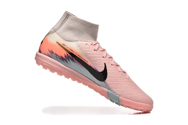Nike Sapatos de futebol rosa e preto, com parte superior em malha sock-fit, high-top ankle collar, para turf 3