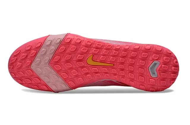 Nike Tênis de Futebol Pink/Red Knit Upper Sola Turf 6