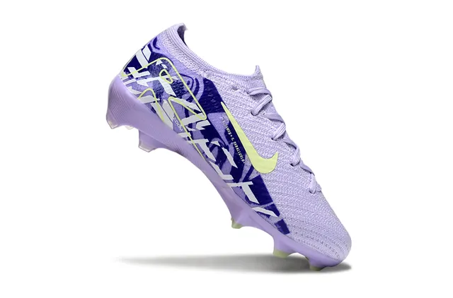 Chaussures de soccer Nike violet bleu low-cut sock-fit upper knit construction firm-ground 10