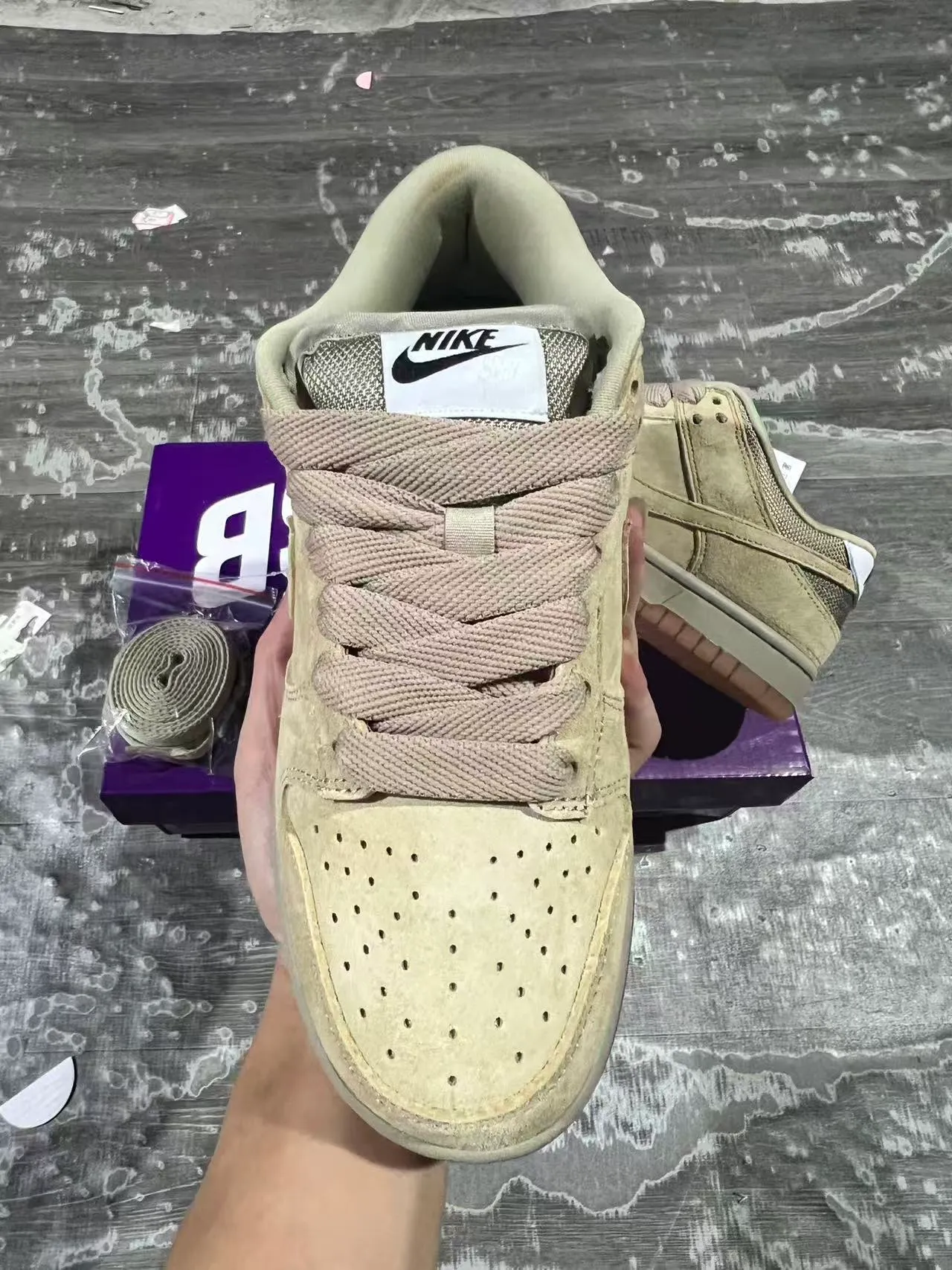Nike SB Dunk Low Beige Suede Skateboard Shoes 7