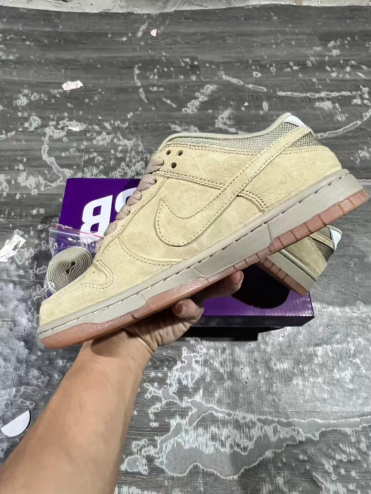 Nike SB Dunk Low Beige Suede Skateboard Shoes 9
