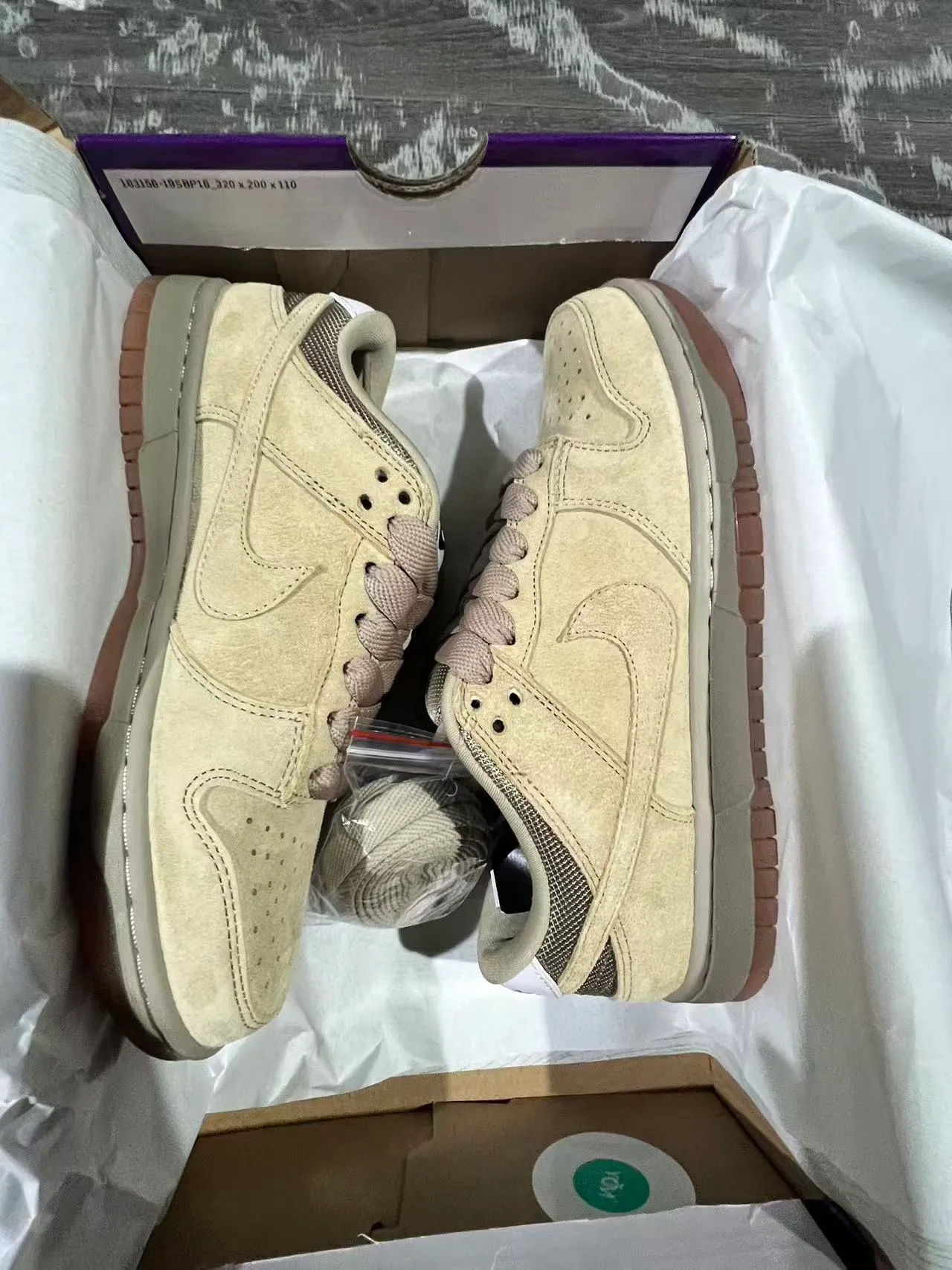 Nike SB Dunk Low Beige Suede Skateboard Shoes 3