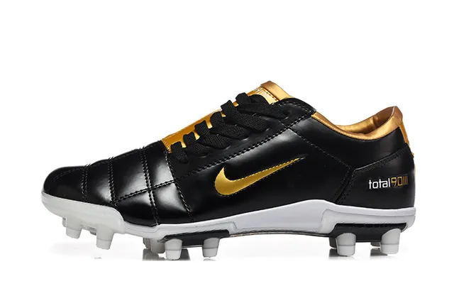 Nike Total 90 III काला स्वर्ण फर्म-ग्राउंड फुटबॉल जूते 10