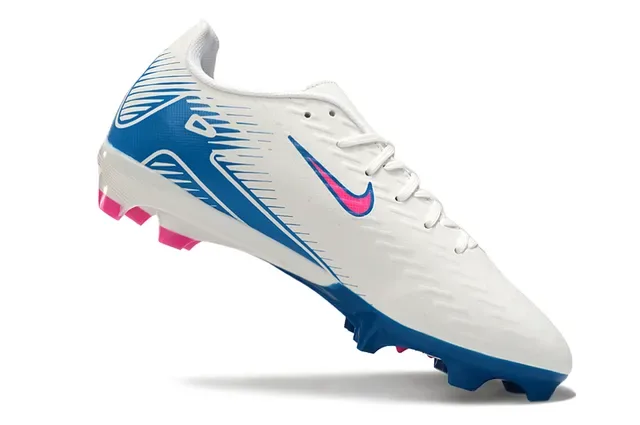 Nike White Blue Low-Cut Synthetic Upper Textured Chevron Pattern Firm-Ground Soccer Shoes 2