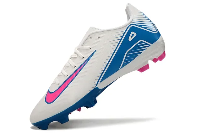 Nike White Blue Low-Cut Synthetic Upper Textured Chevron Pattern Firm-Ground Soccer Shoes 3