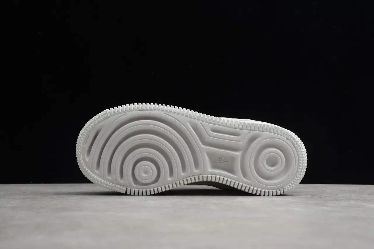Nike Tênis Lifestyle Branco Verde Sola Plataforma Superposições de Material Sintético 12