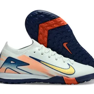 Nike Chaussures de football turf avec upper en tricot blanc et navy avec overlay graphique gradient