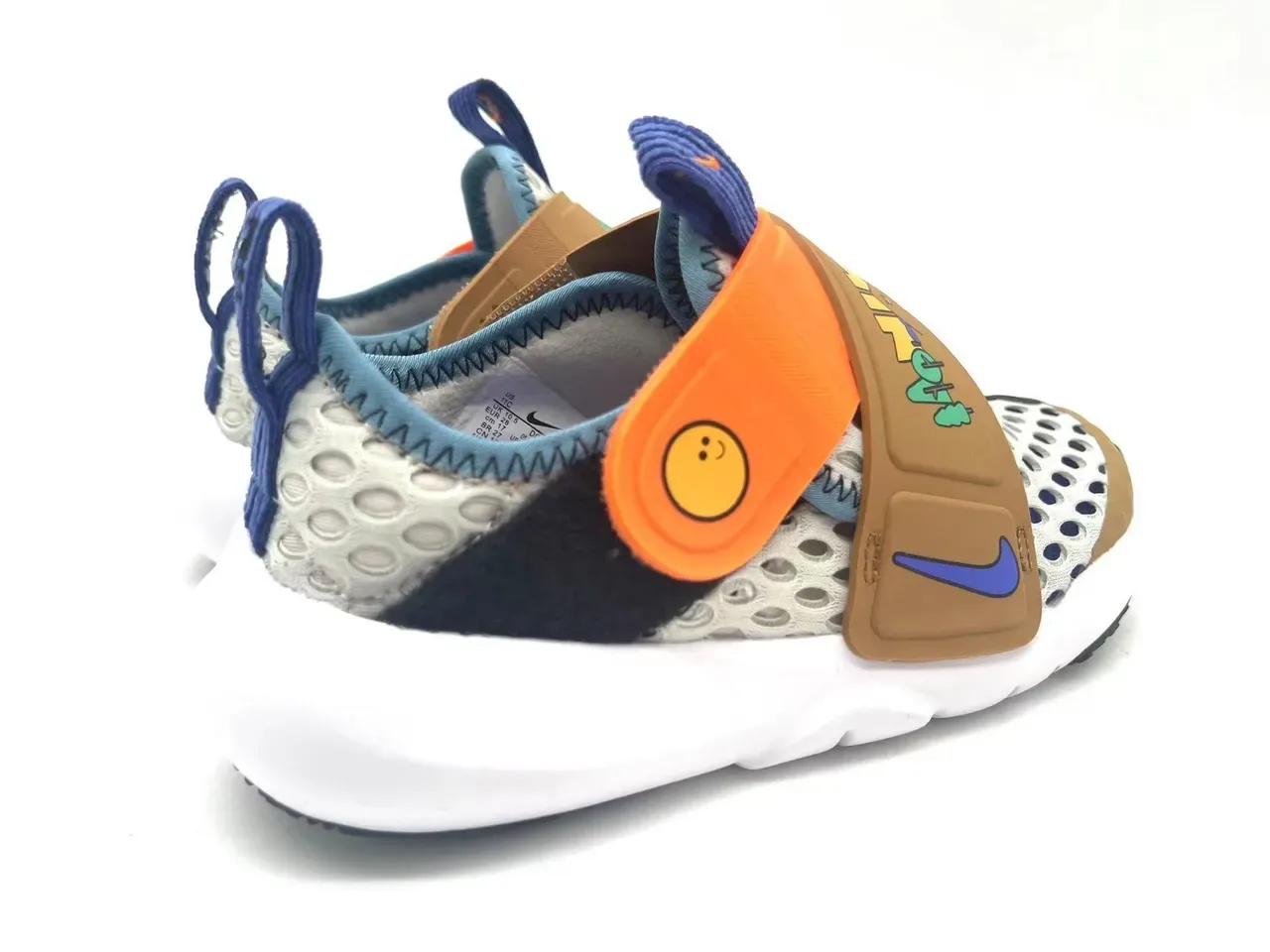 Nike White Orange Laceless Hook-and-Loop Strap Perforated Mesh Upper Lifestyle Sneakers 5