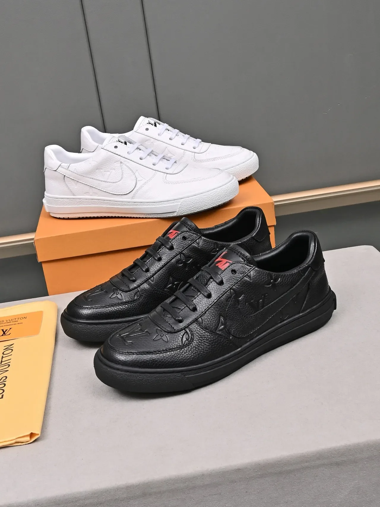 Nike Chaussures lifestyle avec tige en cuir texturé blanc 2