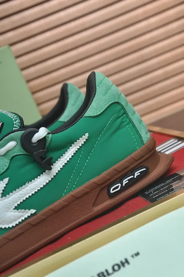 Off-White أحذية سكيت بورد أخضر إندستريالي وبني سويد أعلى خياطة زيغزايغ فليتشا 2