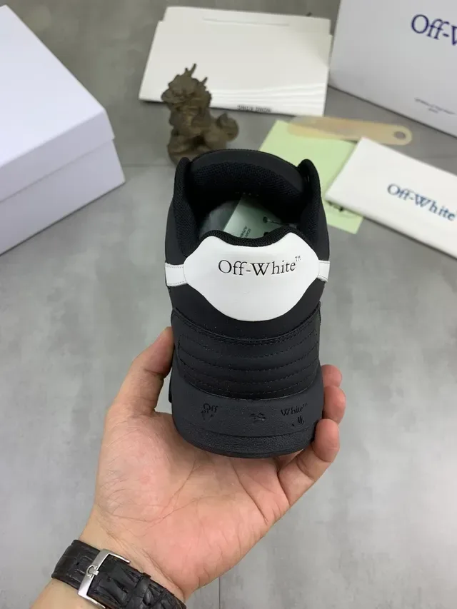 Off-White The Ten Black and White Arrow Lifestyle Sneakers 3