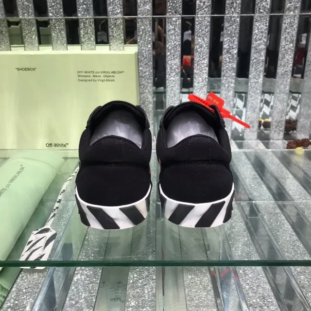 Off-White The Ten أسود تصميم صناعي شعار السهم القطري حذاء رياضي أسلوب حياة 4