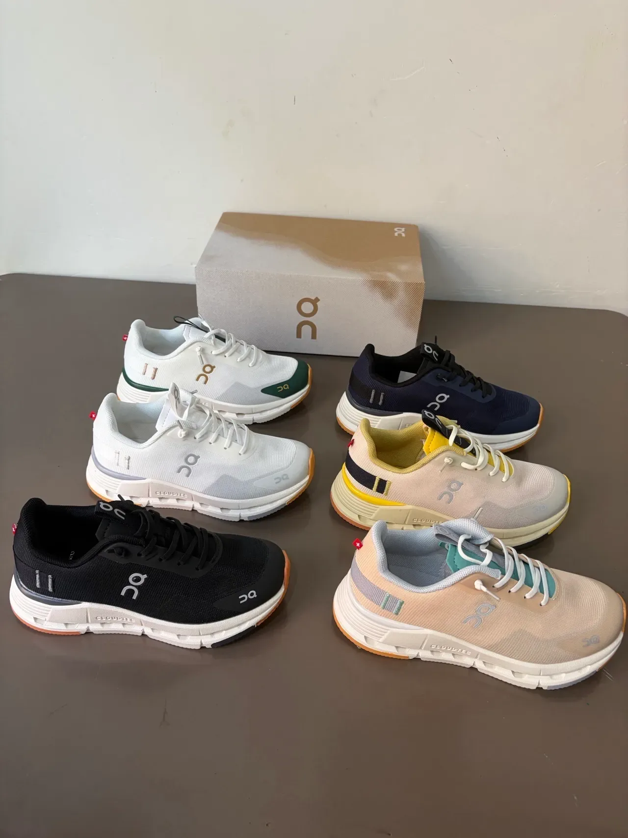 On Beige Amarillo Malla Parte Superior Abierta CloudTec Suela Intermedia Pods Zapatillas deportivas 2