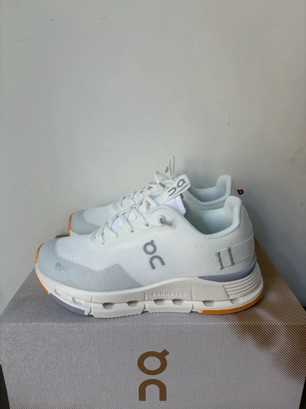 On Beige Amarillo Malla Parte Superior Abierta CloudTec Suela Intermedia Pods Zapatillas deportivas 7