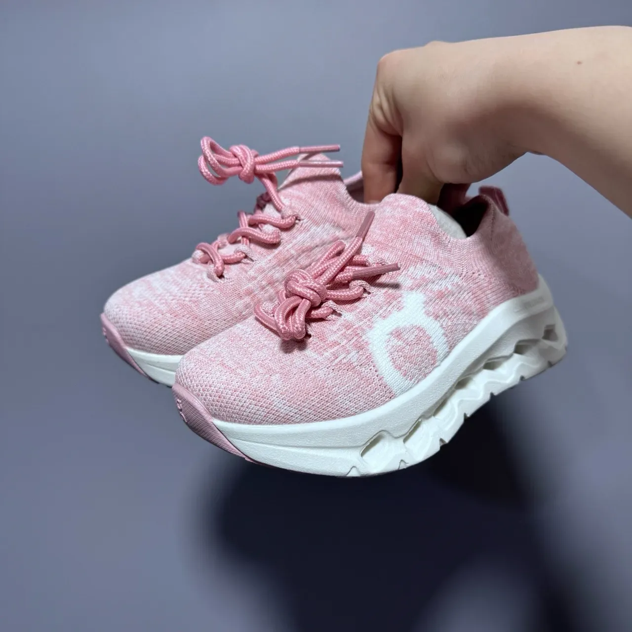 On Cloudmonster Chaussures Lifestyle en Tricot 8
