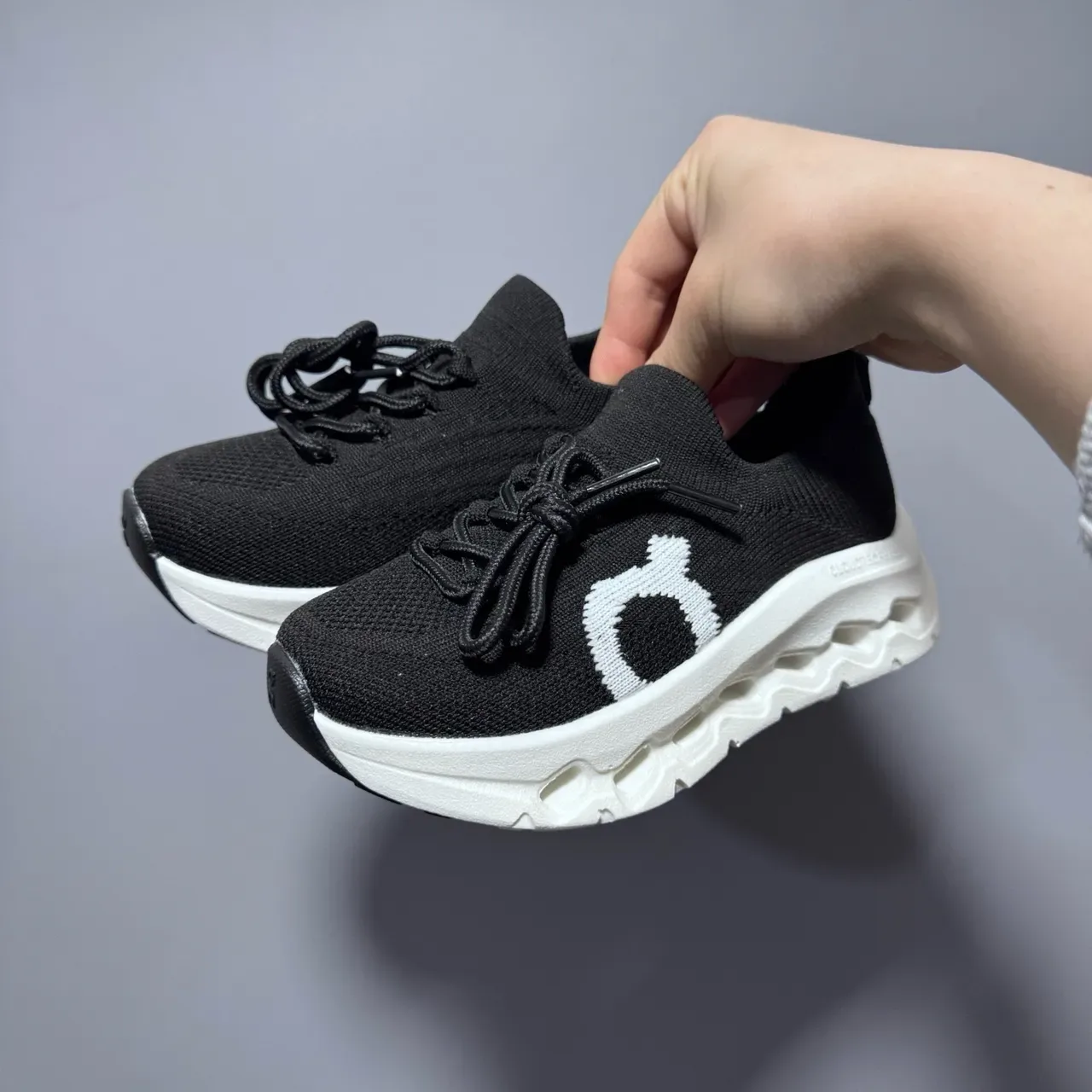 On Cloudmonster Chaussures Lifestyle en Tricot 17