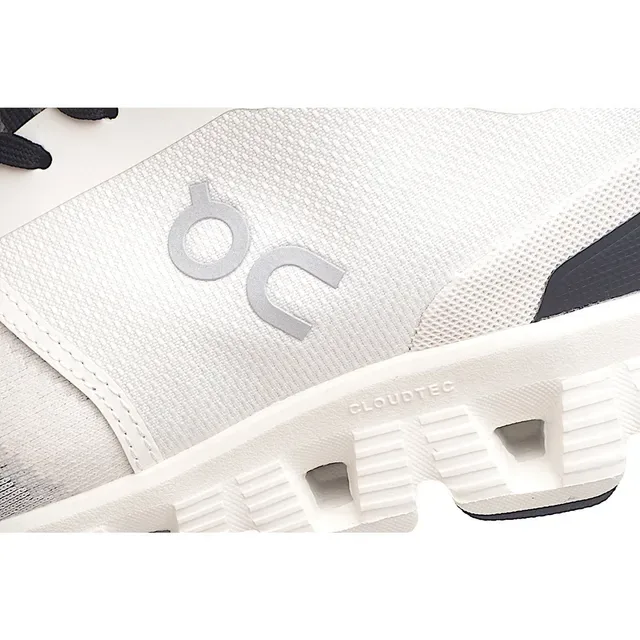 On Cloudmonster Off-White et Navy Chaussures de running 2