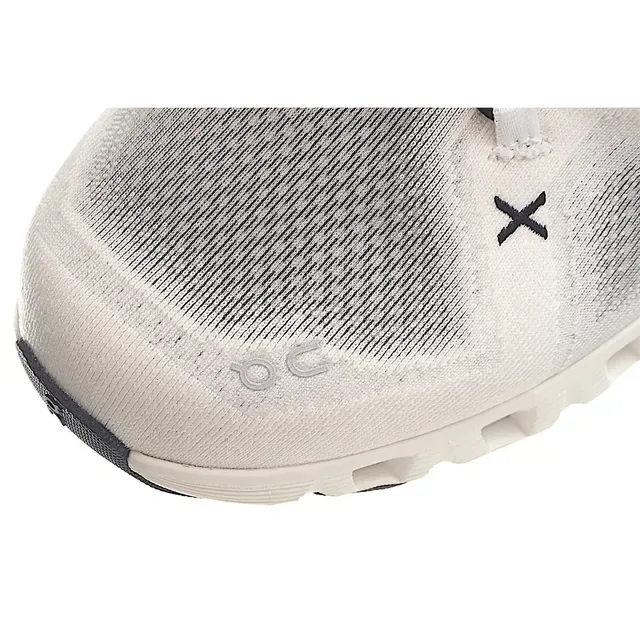 On Cloudmonster Off-White et Navy Chaussures de running 3